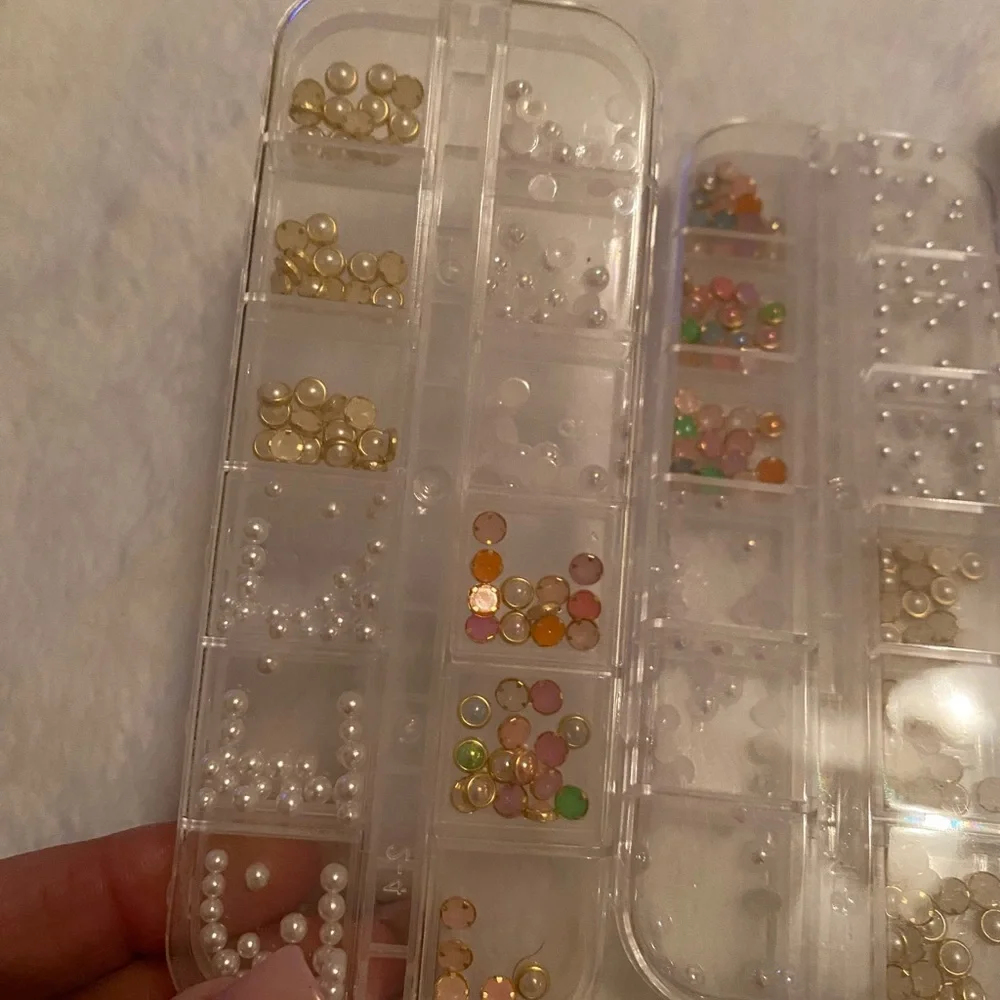 Nail Art Kit with Pink Clipper & fake nails - Picture 4 of 7